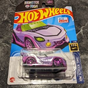 Monster High Hot wheels car Ghoul mobile NEW